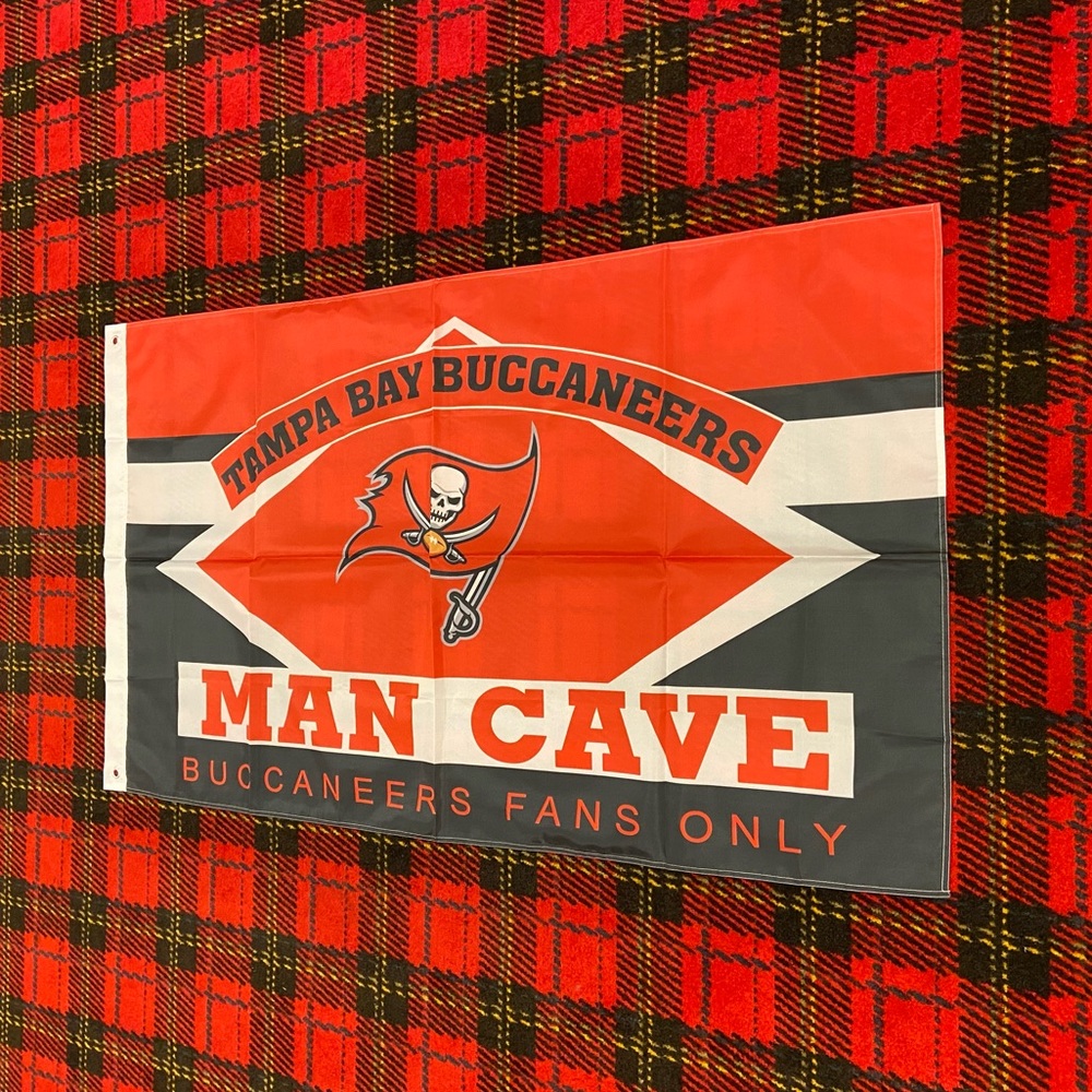 Brand new Tampa Bay Buccaneers banner flag